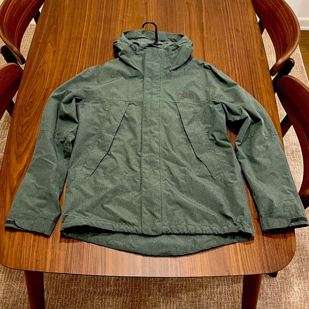 The North Face Softshell Jacket - Men’s Medium - Grey/Green